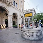 Architecture Fan's Near Opera House * Budapest