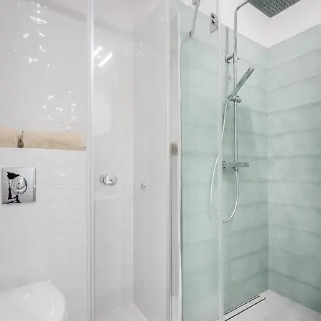 Architecture Fan's Near Opera House 아파트